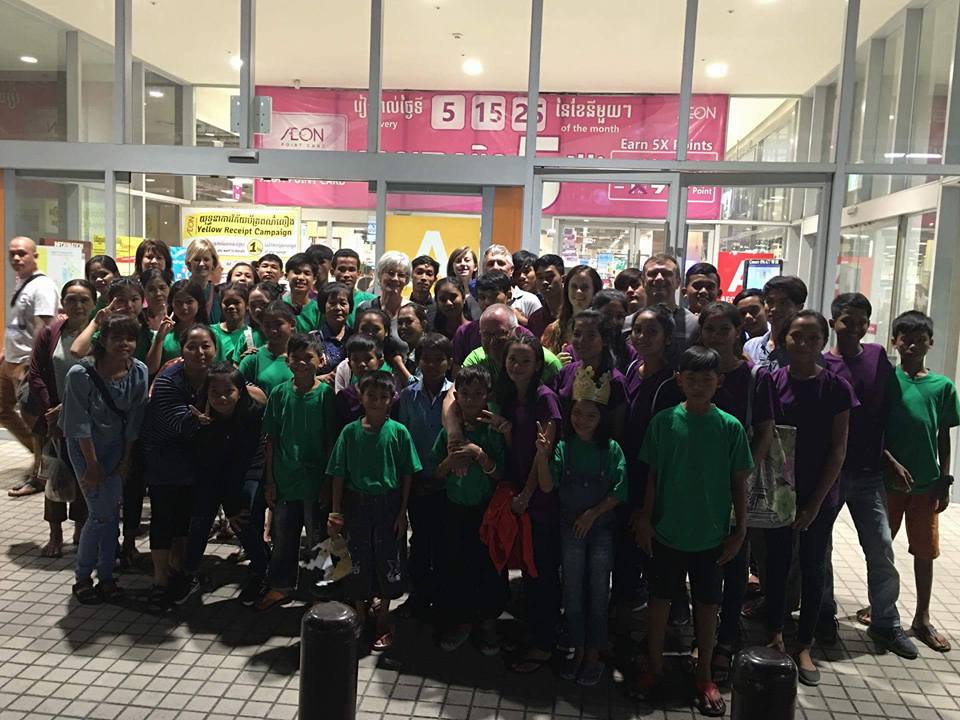 Facebook-20170608-011752